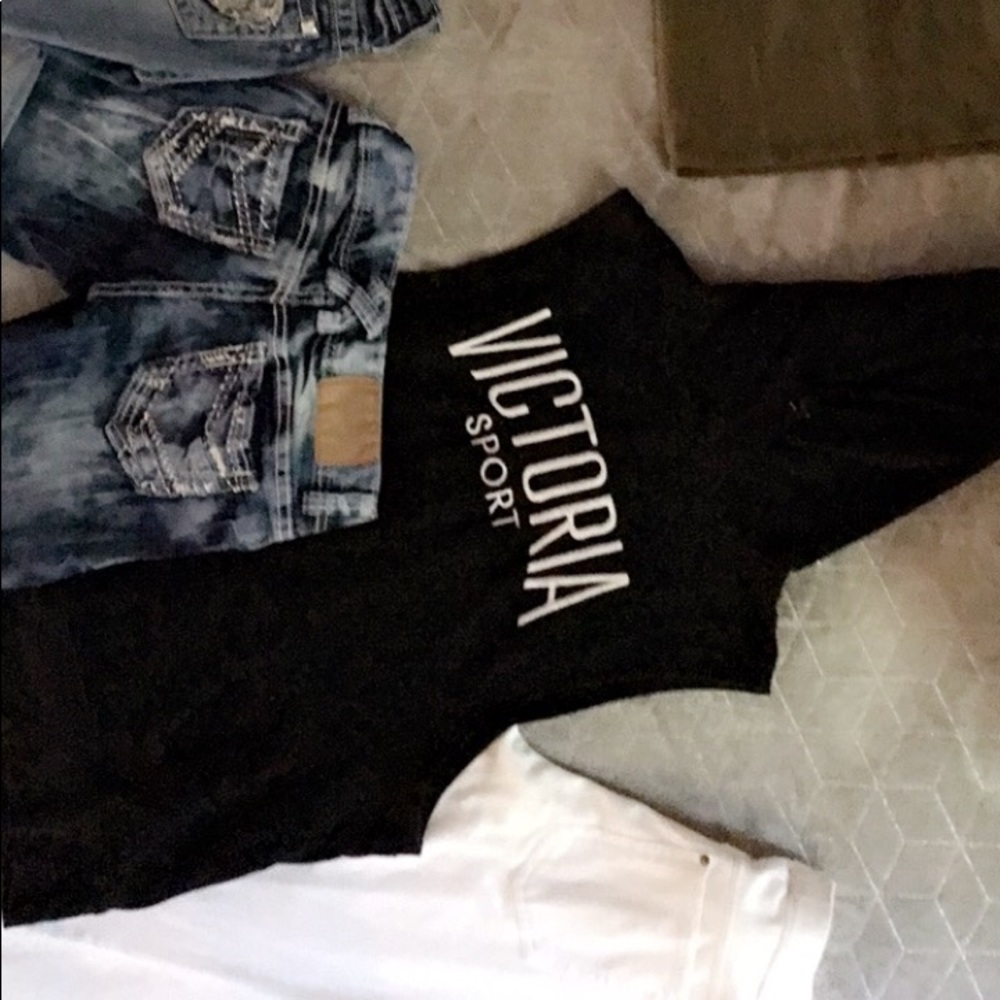 Women’s name brand Xs lot